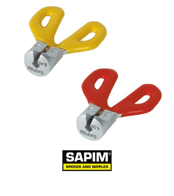 clé à écrous de marque Sapim pratique pour dévoiler une roue de vélo